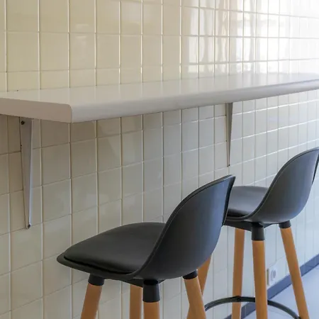 Proche Plages Parking Etage Eleve Terrasse